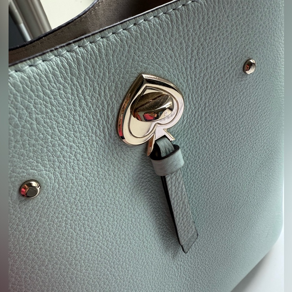 99% New Kate Spade Elegant Light Blue Bucket Handbag - Picture 6 of 8